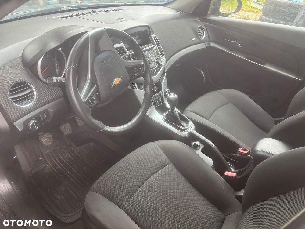 Chevrolet Cruze 1.6 LT - 31