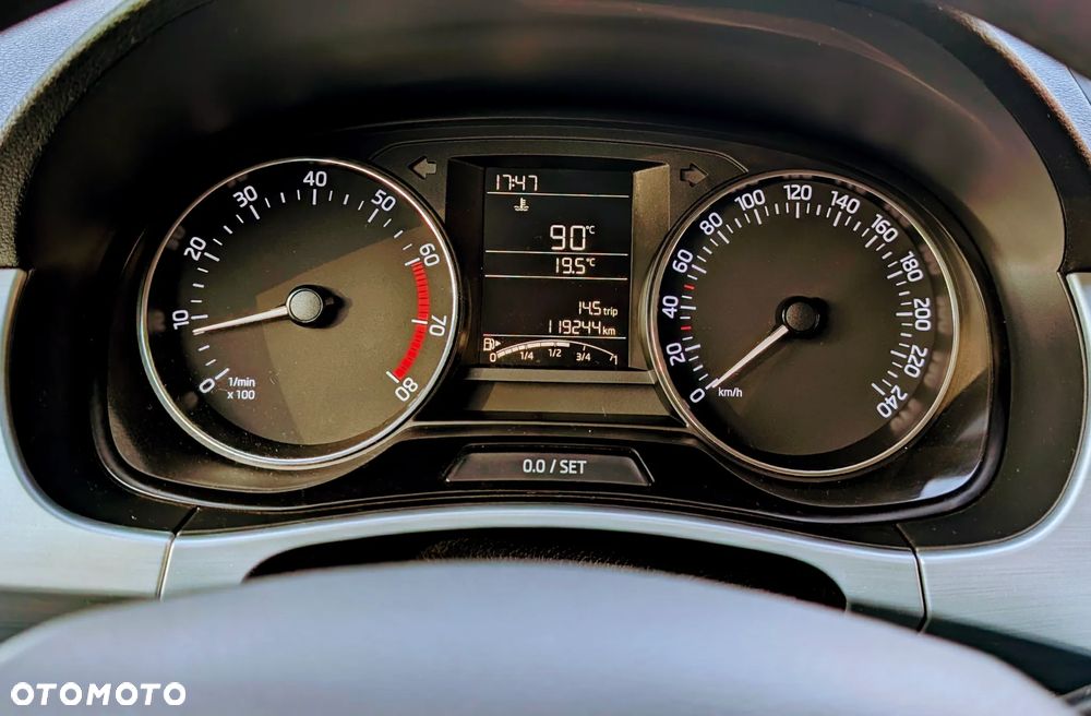 Skoda Fabia 1.0 Ambition - 9