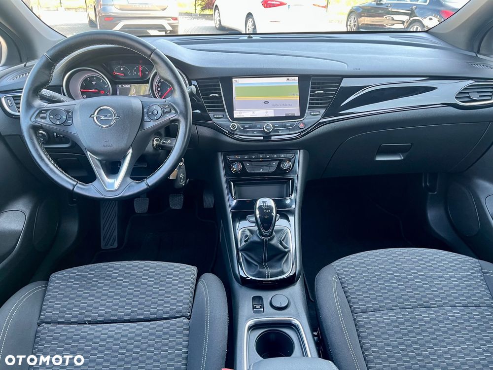Opel Astra 1.4 Turbo Business - 14