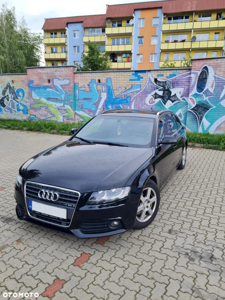 Audi A4 Avant - 1
