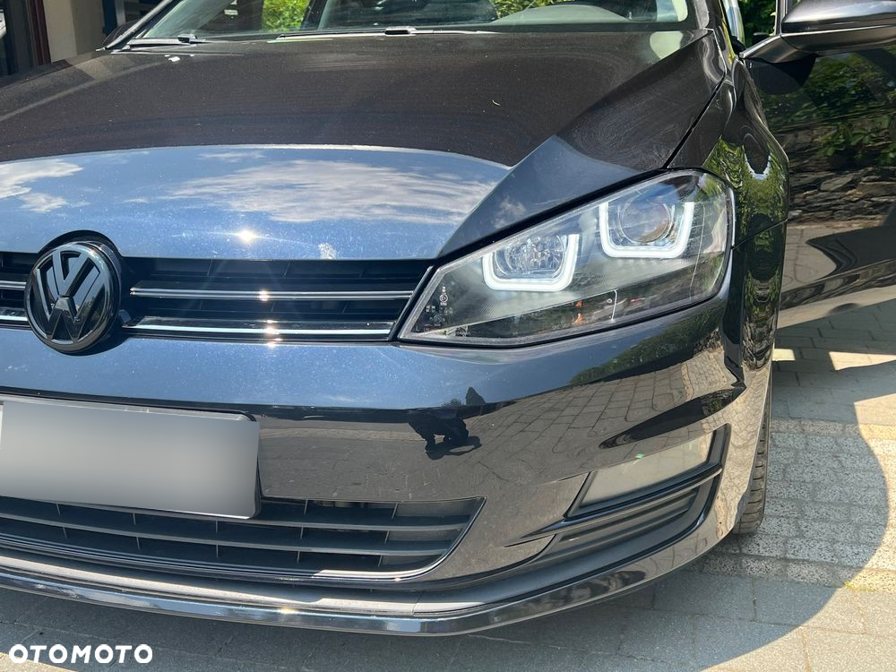 Volkswagen Golf - 24