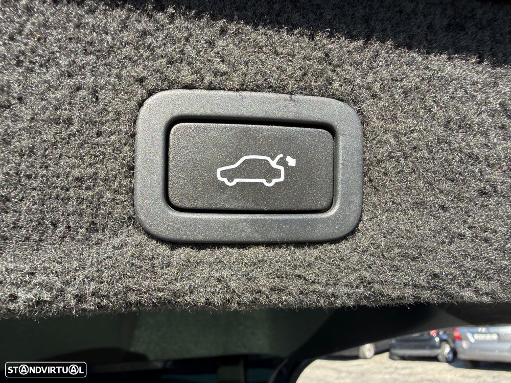 Volvo V70 1.6 D2 Drive R-Design Start/Stop - 28