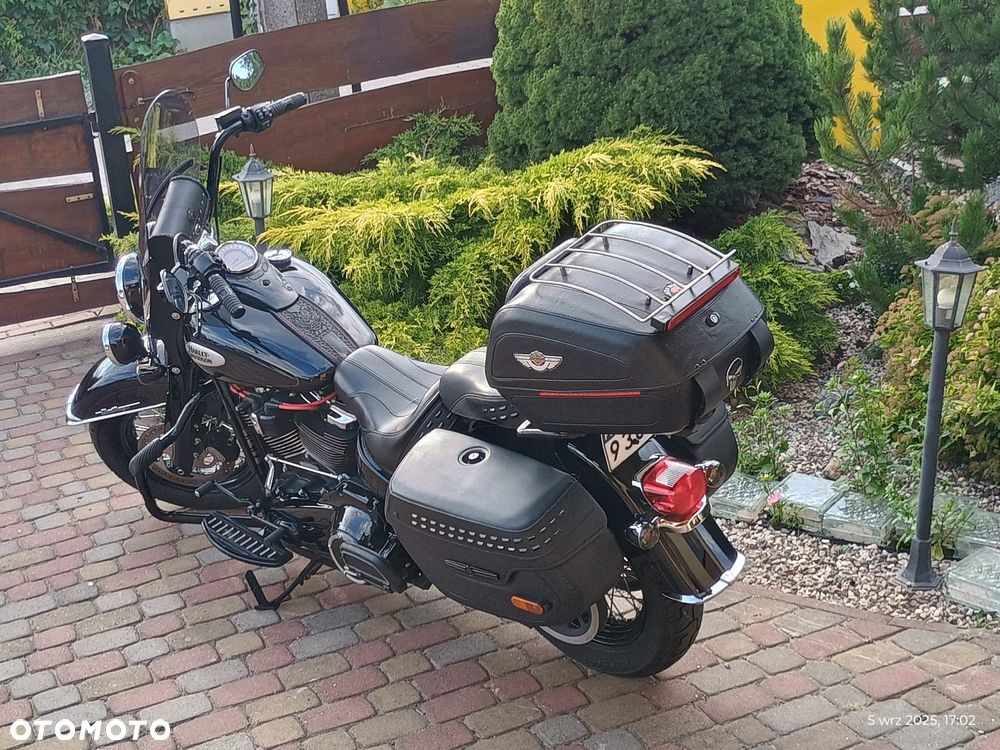 Harley-Davidson Softail Heritage Classic - 14