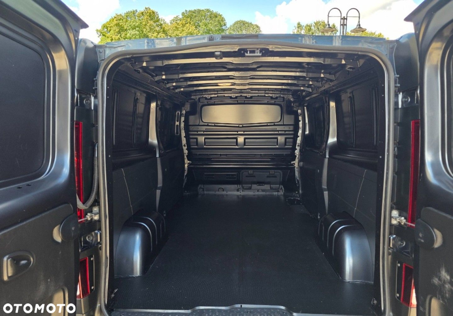 Renault Trafic - 27