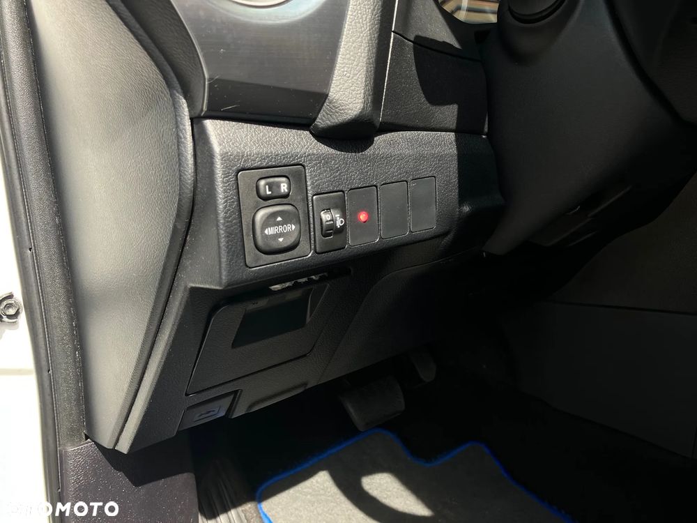 Toyota Auris - 30
