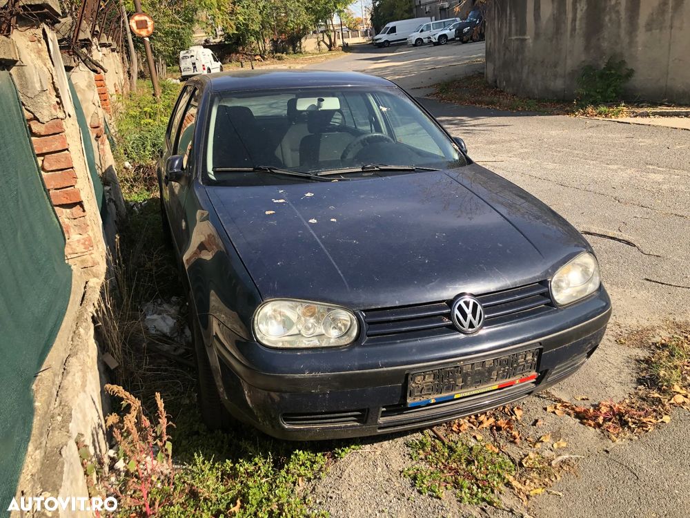 Dezmembrez  VW Volkswagen Golf 4 albastru 2002 4 usi - 7