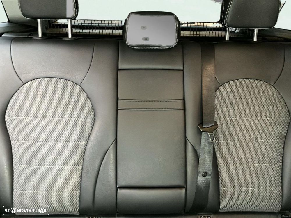 Mercedes-Benz C 300 - 19