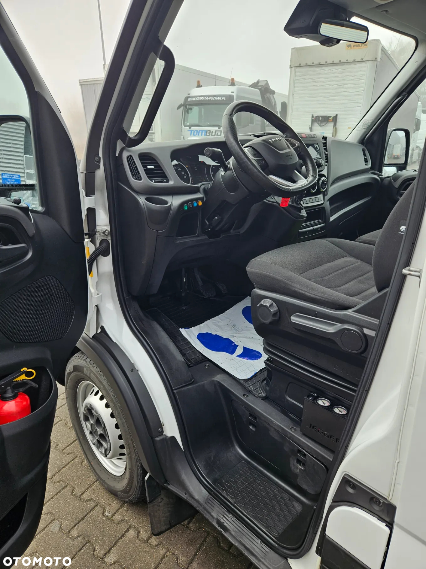 Iveco 35S18 stock  (31059) - 7