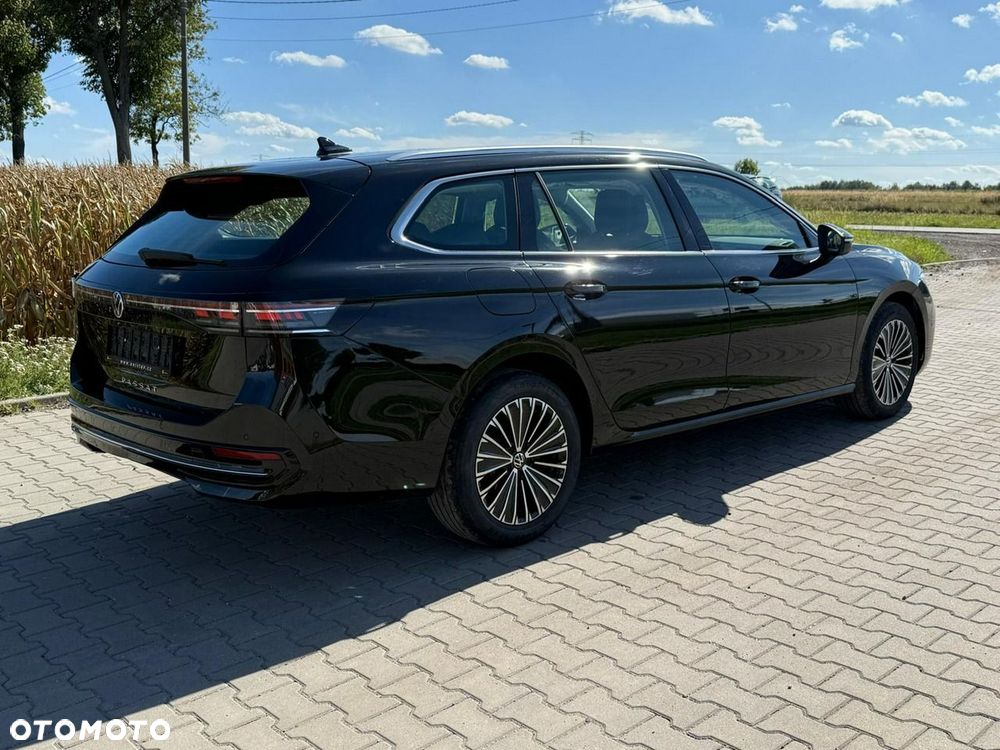Volkswagen Passat - 5