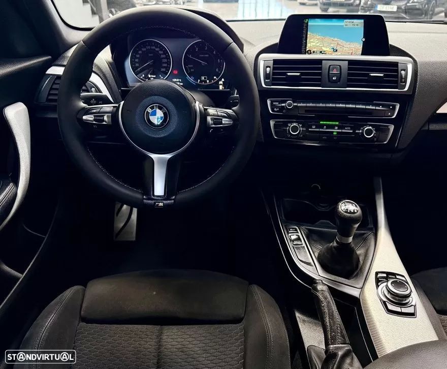 BMW 116 d Pack M - 24