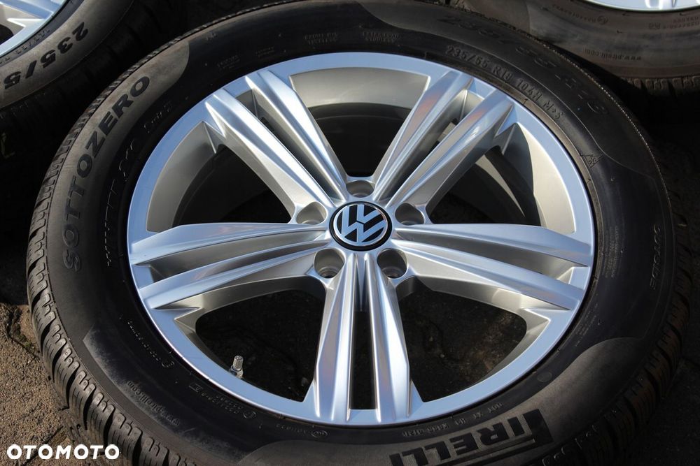 ORYG VW TIGUAN 5NA R-LINE 18 5x112 ET43 ZIMA 235/55 8mm - 8