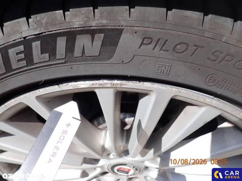 BMW Seria 5 - 36