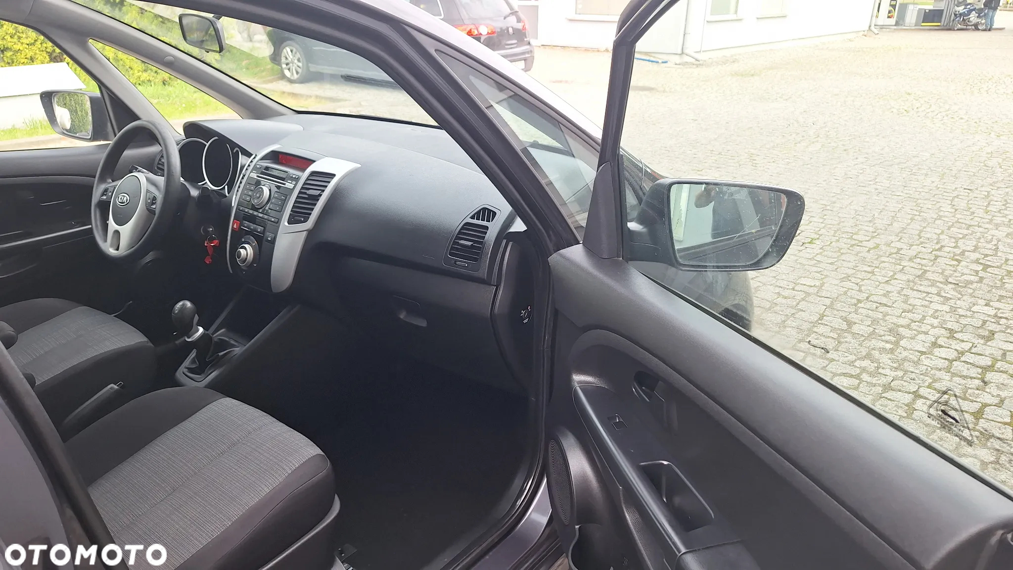 Kia Venga 1.4 CVVT Dream Team Edition - 10