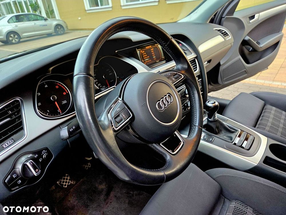 Audi A4 Limousine - 9