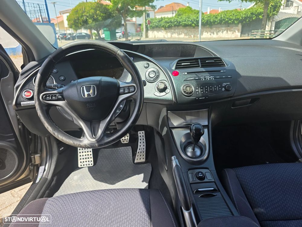Honda Civic 1.4 i-VTEC Sport Edition - 12