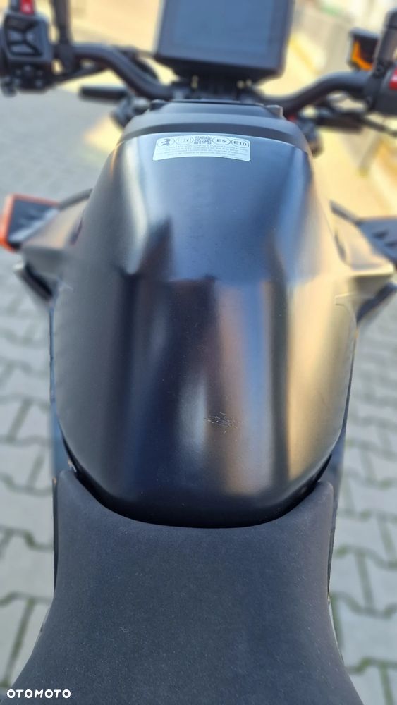 KTM Duke - 19