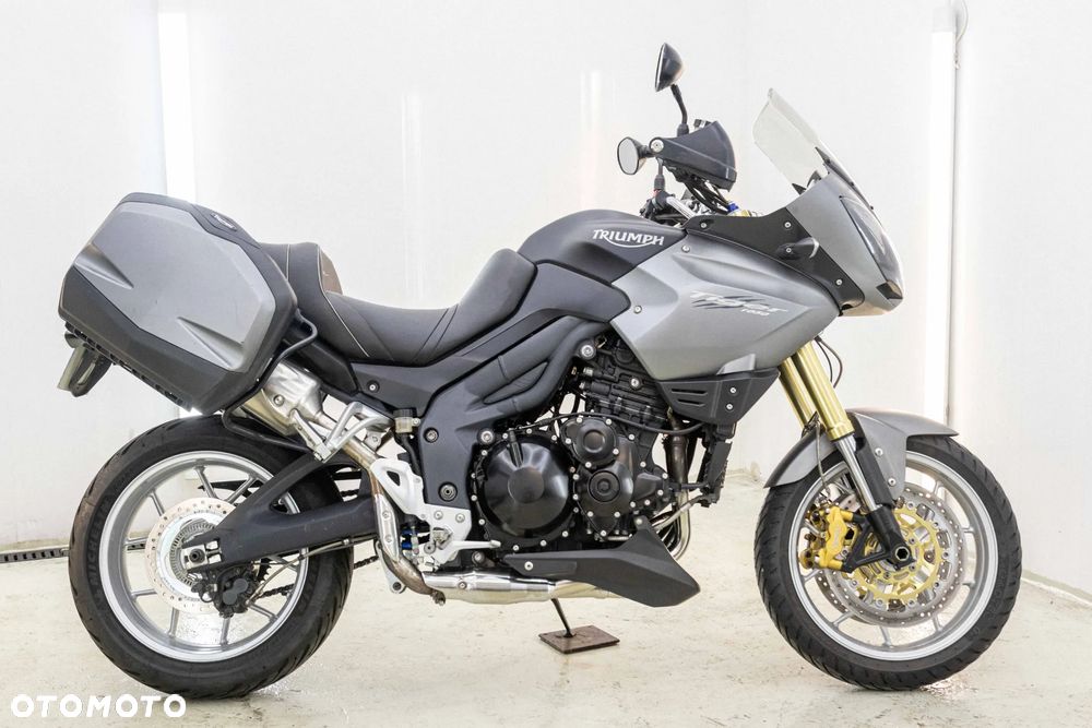 Triumph Tiger - 6