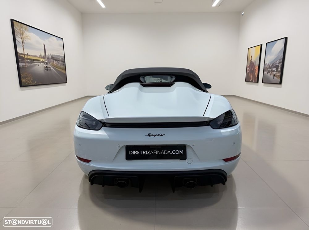 Porsche 718 Spyder PDK - 8