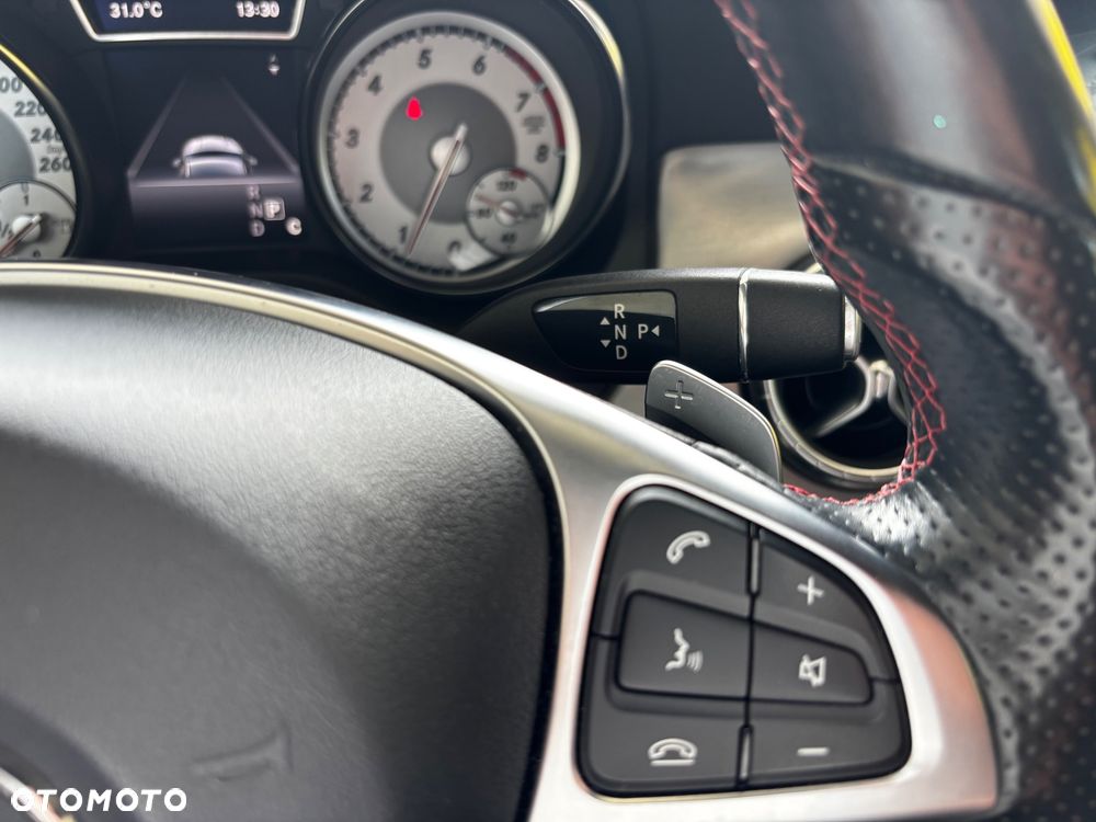 Mercedes-Benz CLA 180 7G-DCT AMG Line - 10
