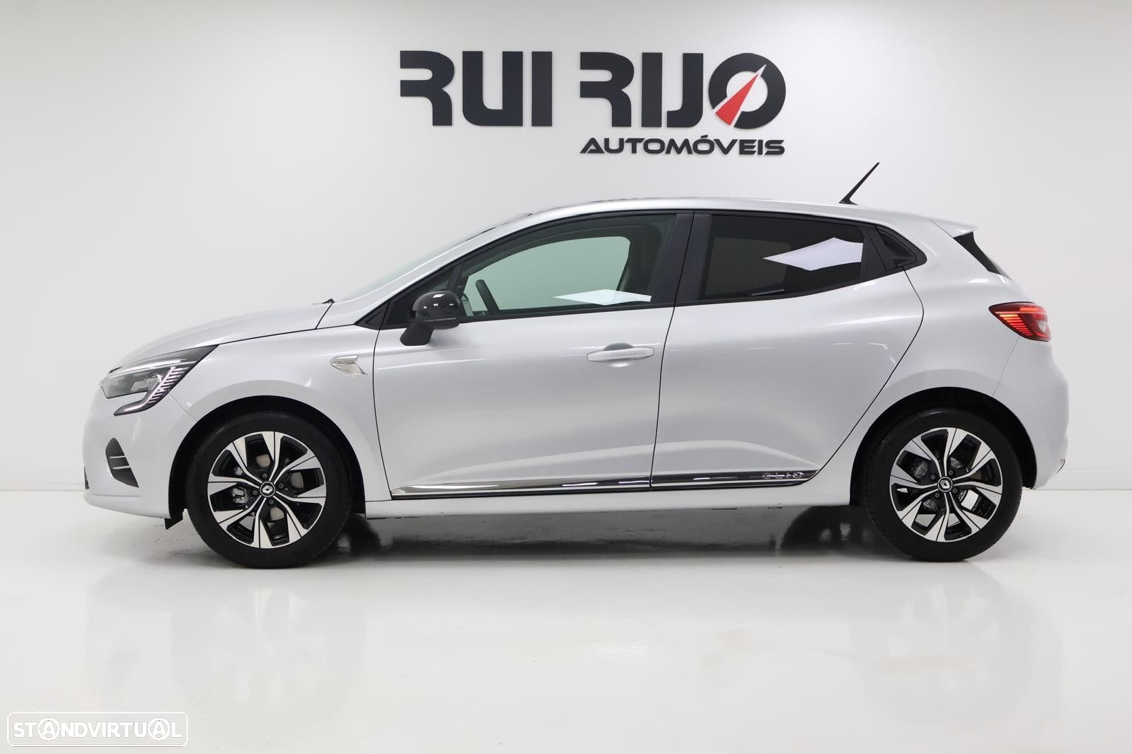 Renault Clio 1.0 TCe Limited CVT - 9
