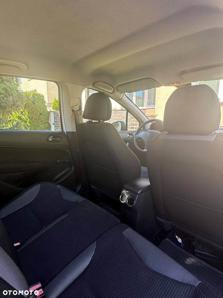 Peugeot 308 1.6 HDi Premium - 11