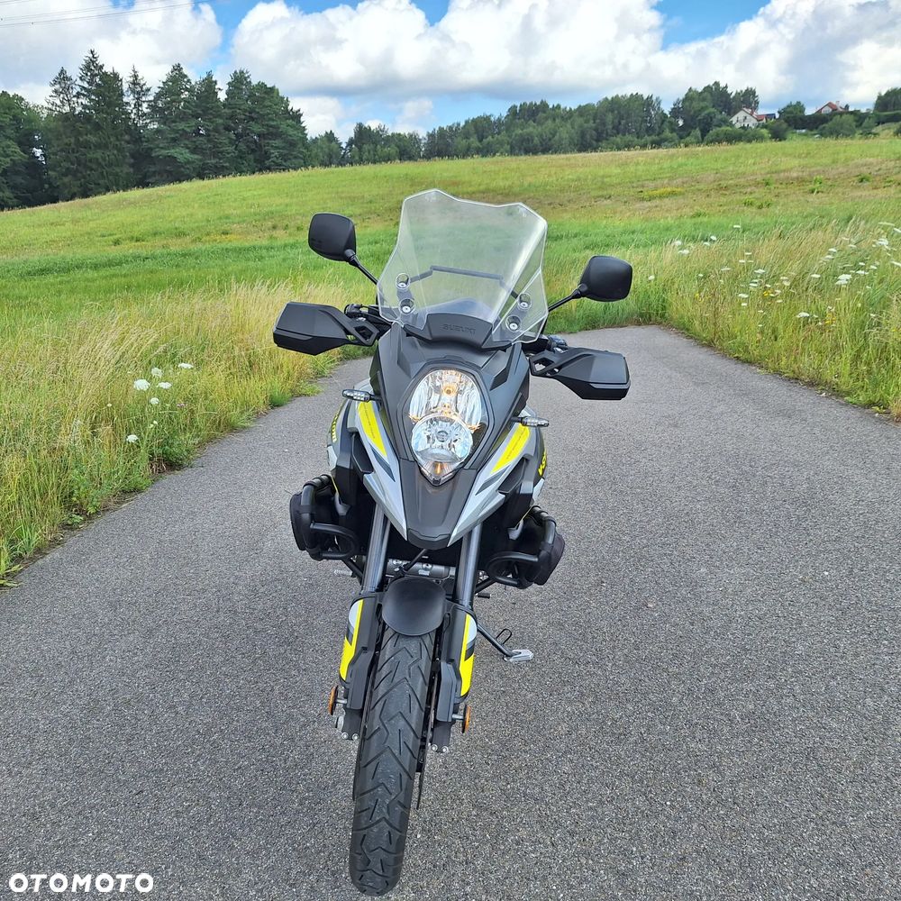 Suzuki V-STROM - 8