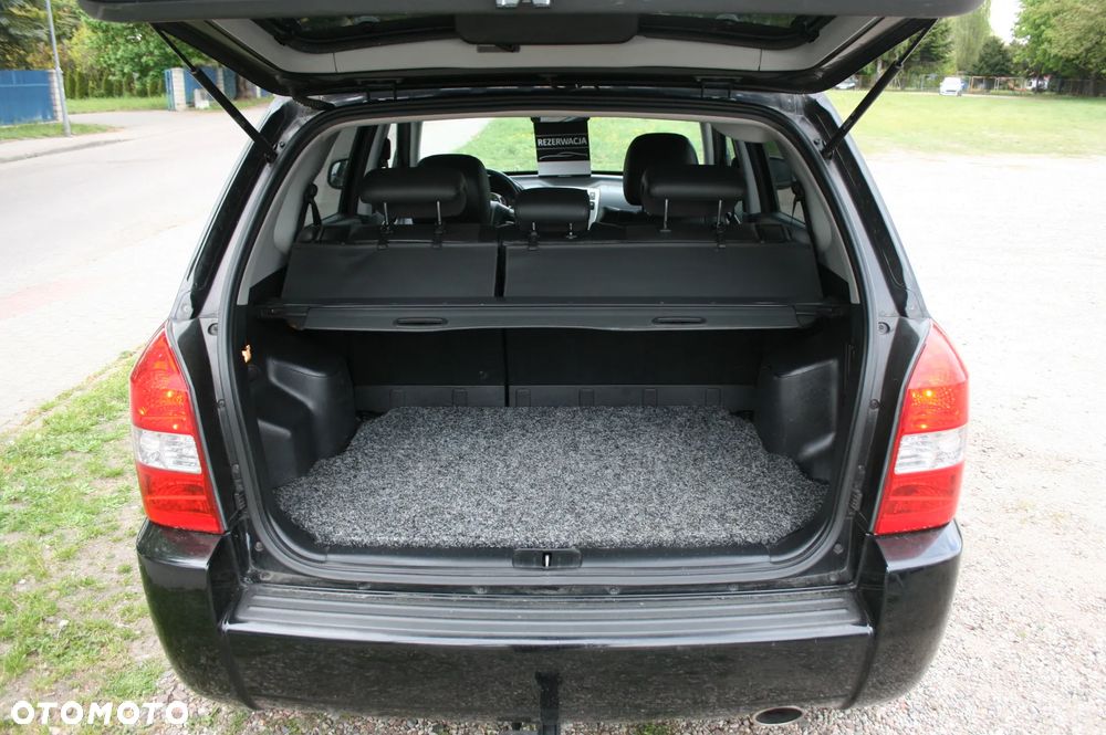 Hyundai Tucson 2.0 Comfort 2WD - 8