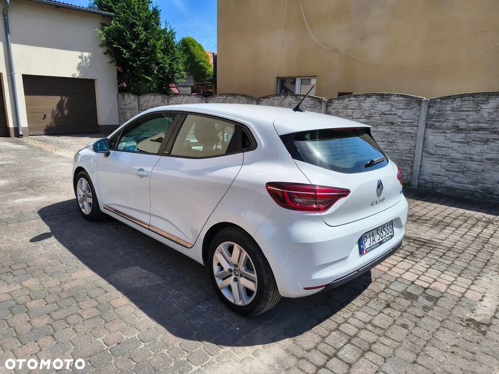 Renault Clio - 8