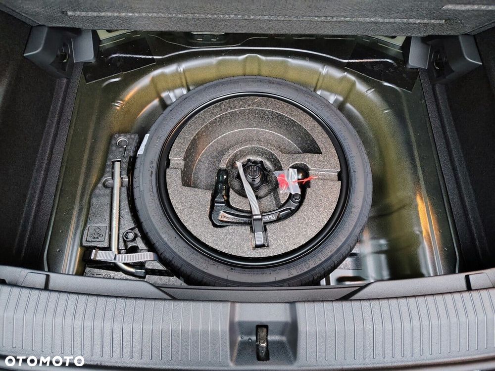 Volkswagen T-Roc - 8