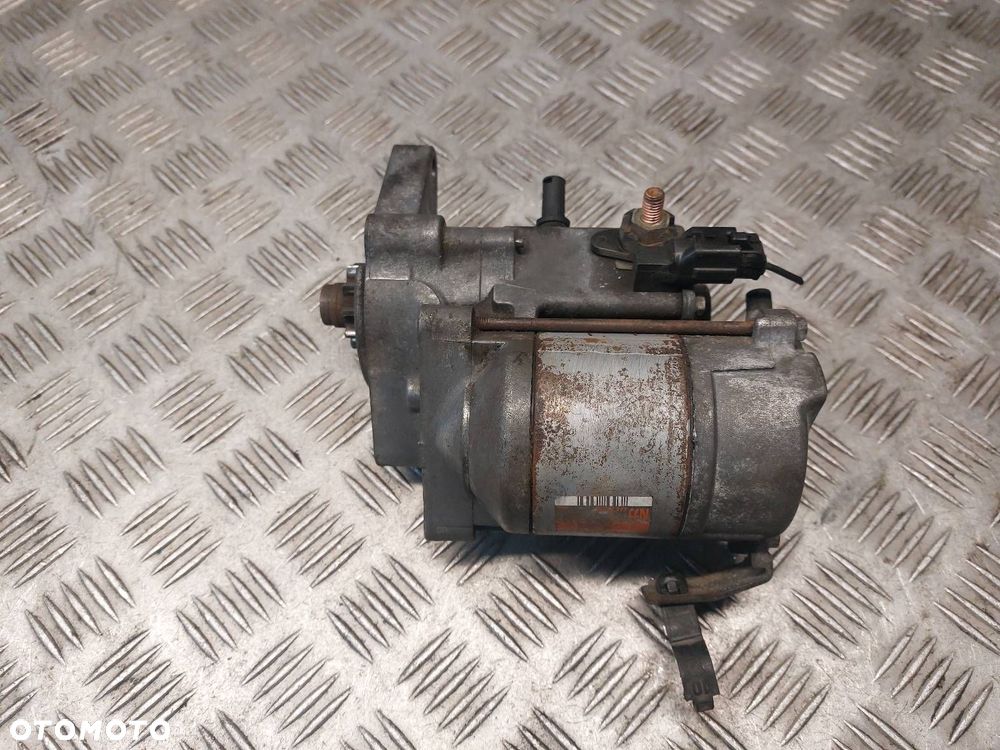 ROZRUSZNIK TOYOTA YARIS I LIFT 1.4 D4D 28100-33050 - 2