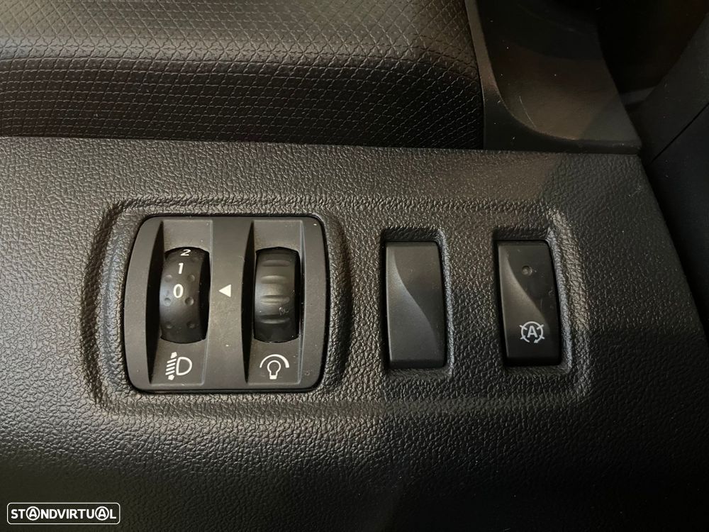 Renault Clio 0.9 TCe Limited Edition - 25