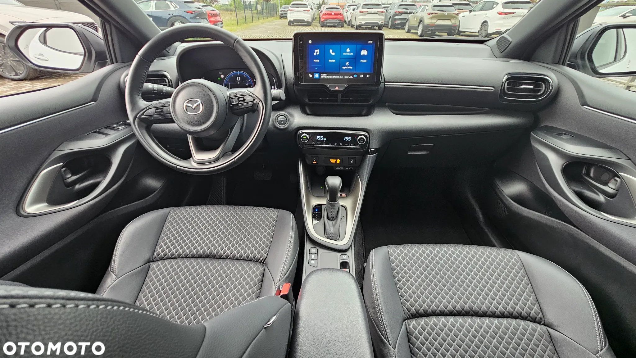 Mazda 2 Hybrid - 11
