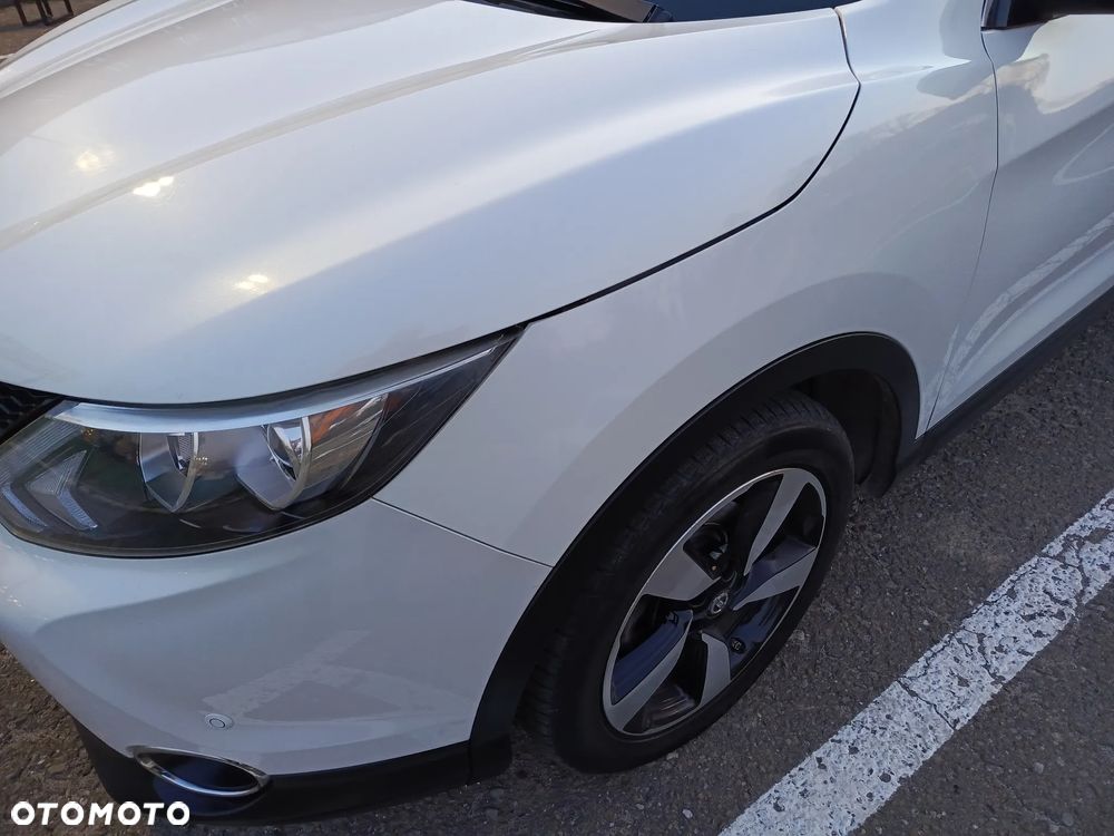 Nissan Qashqai 1.6 DCi 4x4 Tekna EU6 - 15