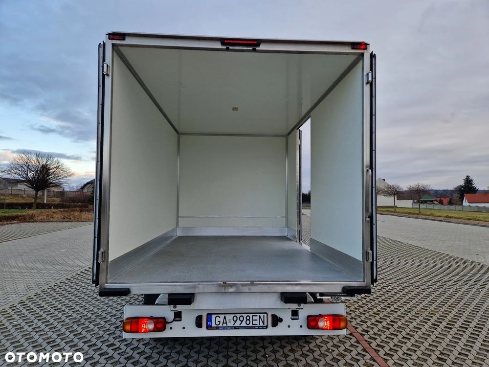 Volkswagen CRAFTER IZOTERMA IGLOOCAR - 11
