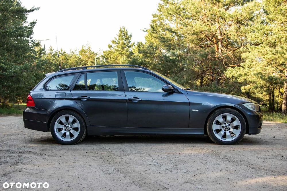 BMW Seria 3 320d - 3