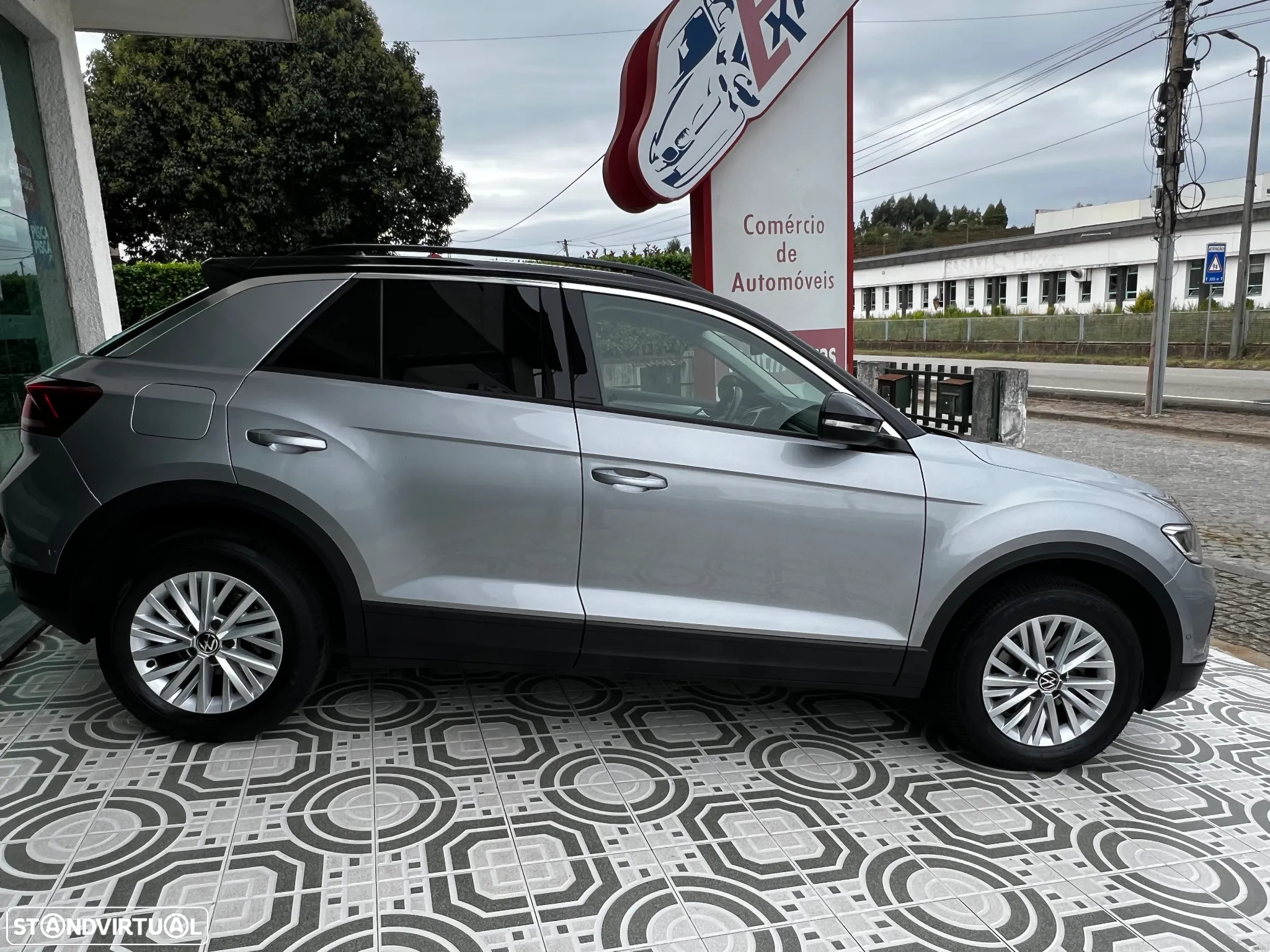 VW T-Roc 1.0 TSI Urban - 25
