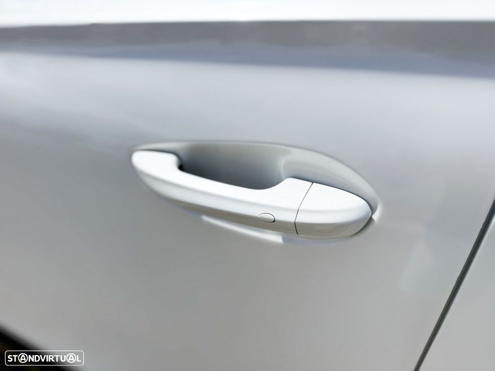 MG EHS 1.5 T-GDI Plug-in Hybrid Luxury - 12