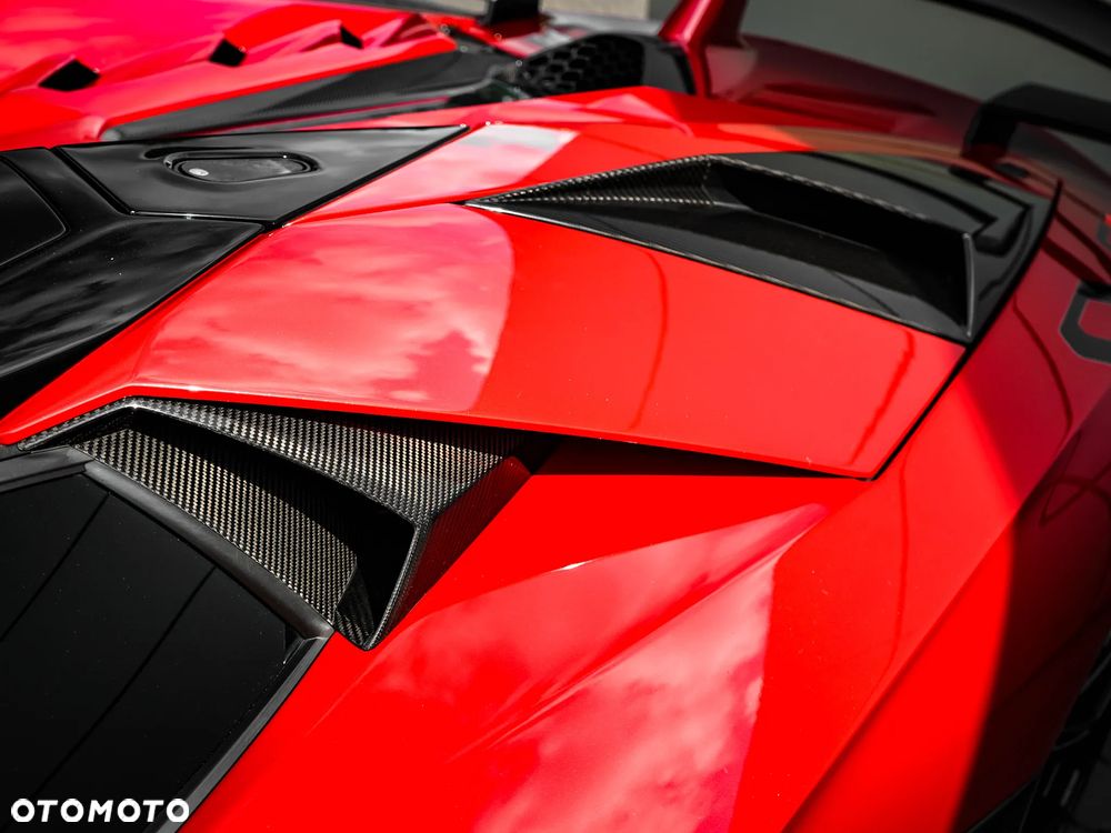 Lamborghini Aventador SVJ - 10