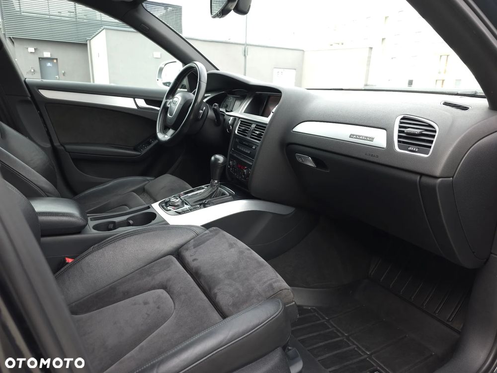 Audi S4 Avant S tronic - 23