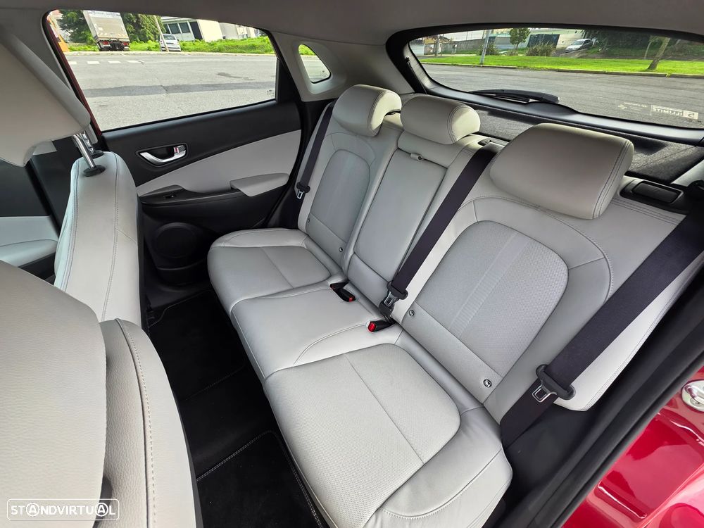 Hyundai Kauai Business - 13