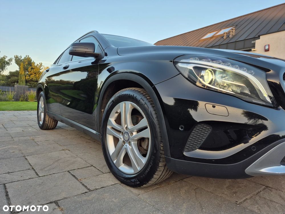 Mercedes-Benz GLA 200 d 7G-DCT AMG Line - 7