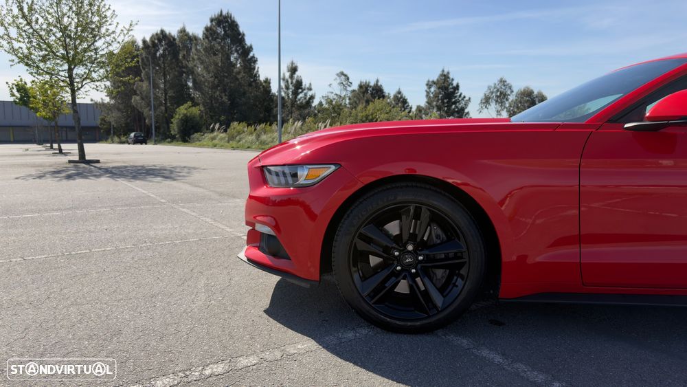Ford Mustang 2.3 Eco Boost - 29
