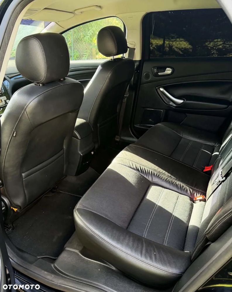 Ford Mondeo 2.0 TDCi Champions Edition - 33