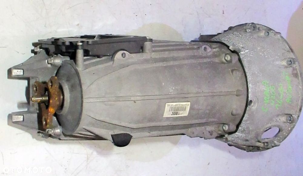 MERCEDES C-KLASA W205 1.6 CGI SKRZYNIA AUTOMAT 2052707201 - 3