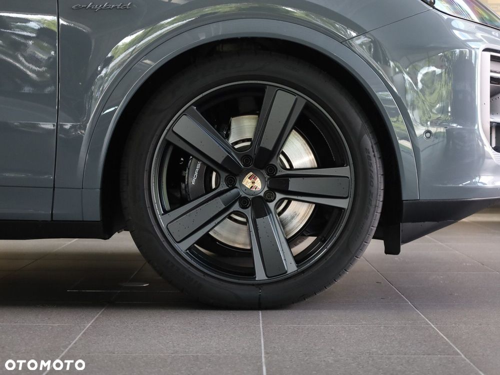 Porsche Cayenne - 29