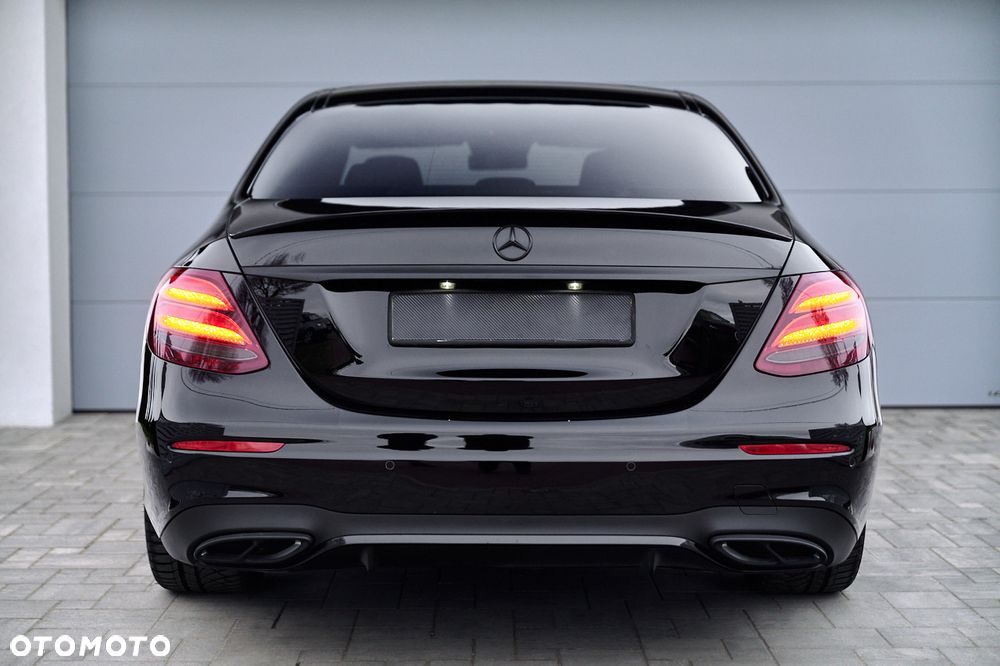 Mercedes-Benz Klasa E 220 d 4-Matic AMG - 6