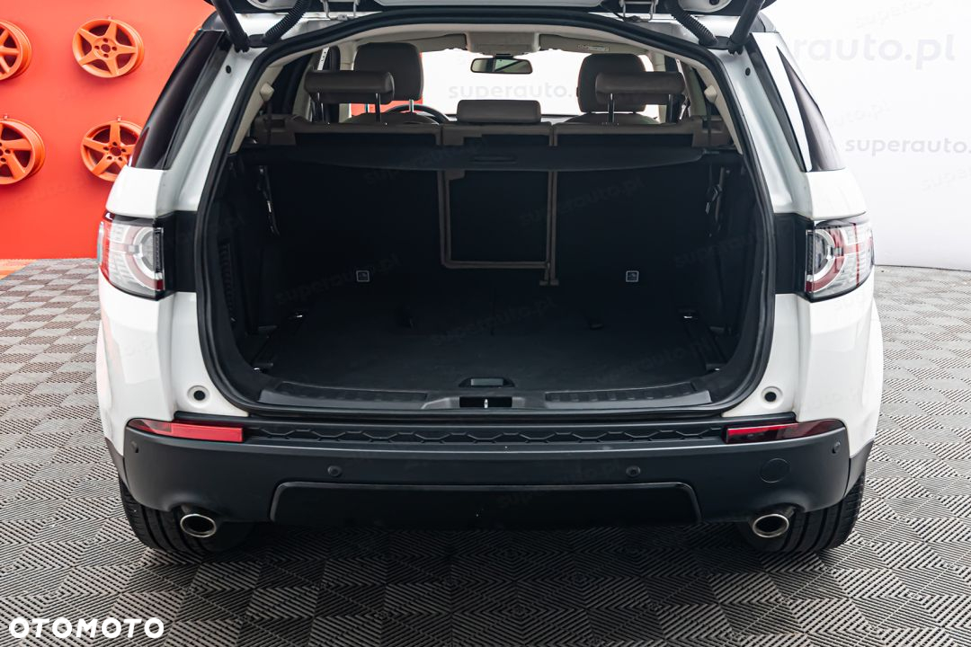 Land Rover Discovery Sport 2.0 TD4 HSE - 31