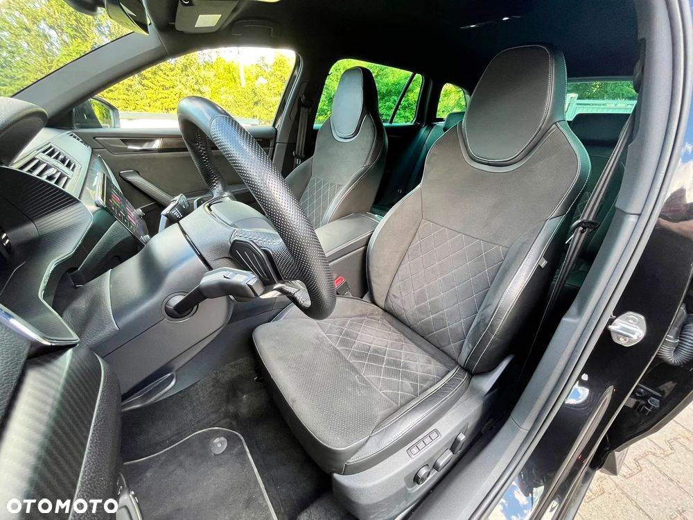 Skoda Superb 2.0 TDI SCR Sportline DSG - 22