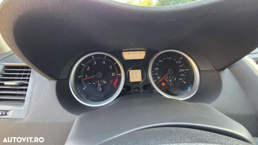 Renault Megane II 1.6 Privilege - 8
