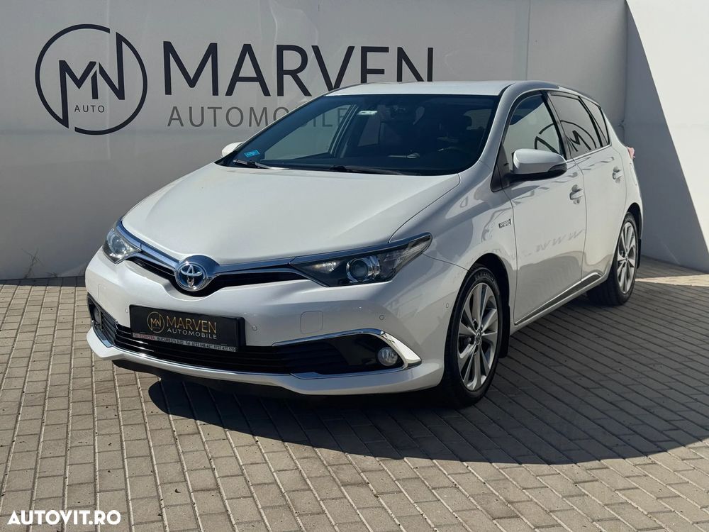 Toyota Auris 1.8 L VVT-i Hybrid Sol - 1